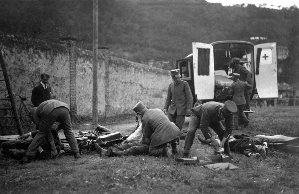 1920 - La Croce Verde Luganese al Concorso Internazionale di Como